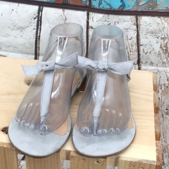 NY&C Womans 6 M Silver Blue Bow Suede Thong Slingback Sandals Buckle Side Closur - Picture 1 of 8